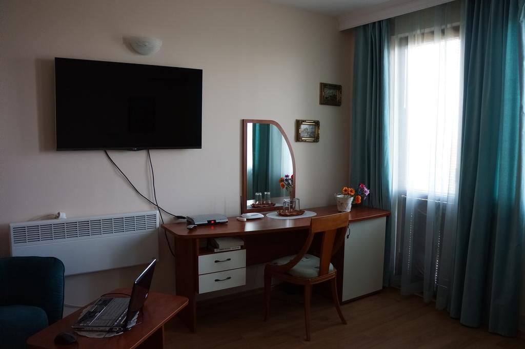Guest House Golden Flake 4Km From Bolata Beach Balgarevo Kültér fotó